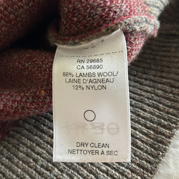 Pendleton Sweater - Picture 3 of 4